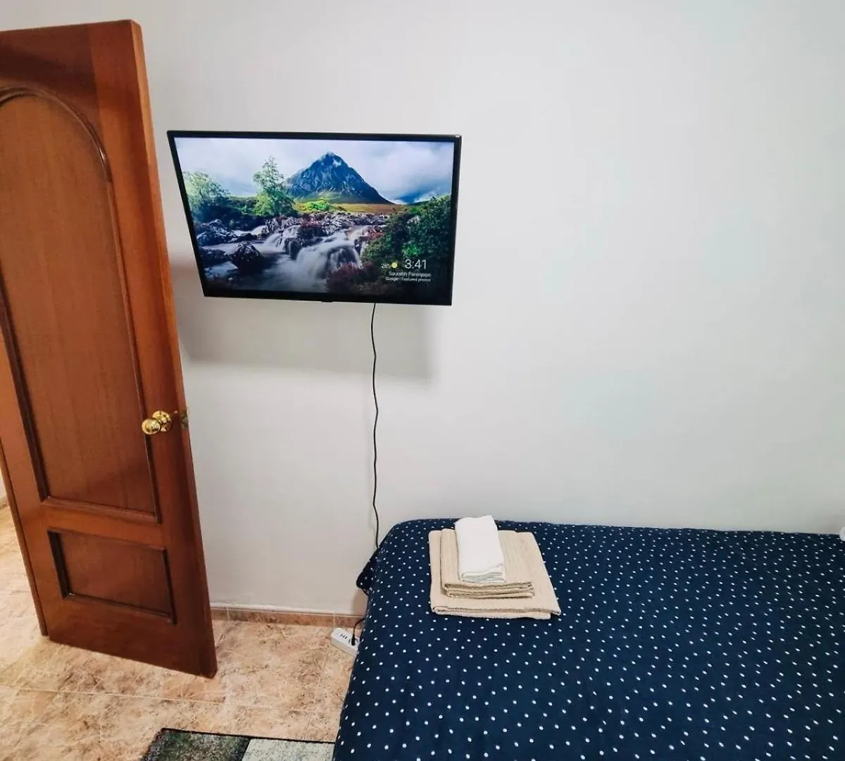 Homestay Room Close To Sea La Linea de la Concepcion Spain