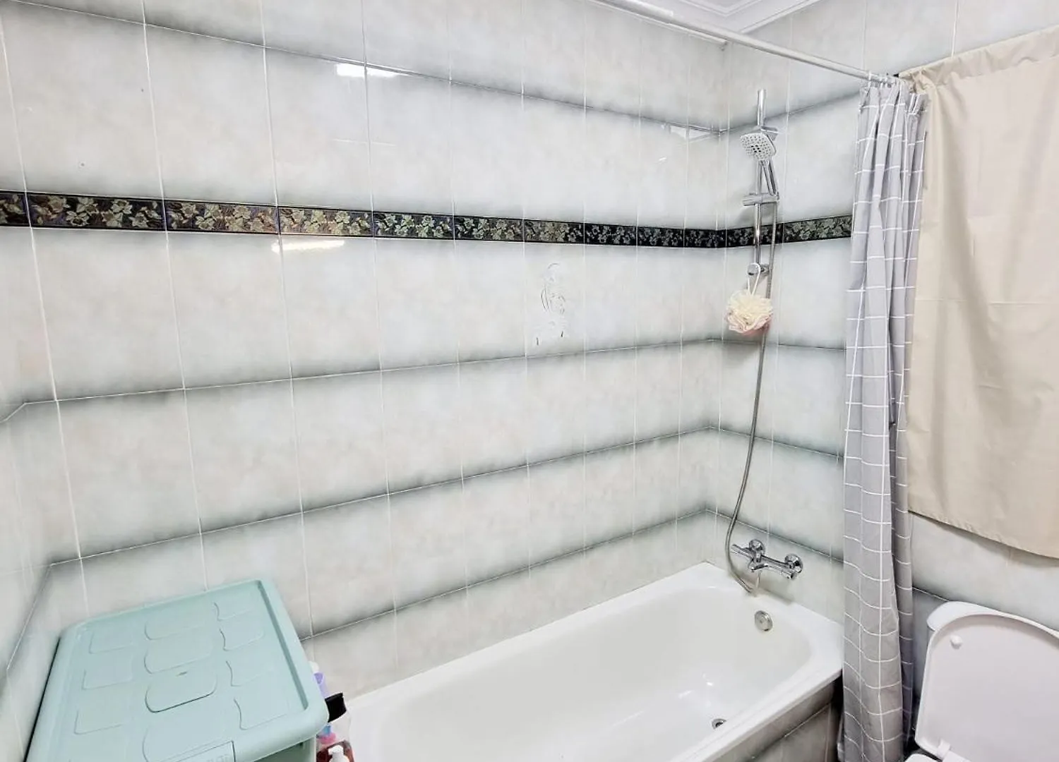 Homestay Room Close To Sea La Linea de la Concepcion Spain